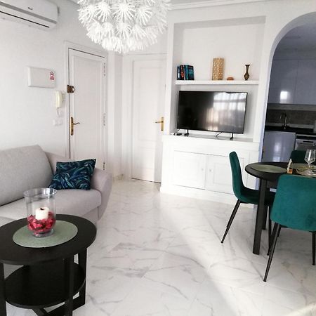 Villa Susana Торевьиа Экстерьер фото